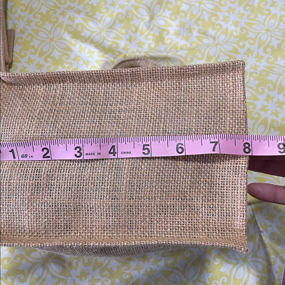 2 Tan Jute/ Burlap Bags to use for Gifts, Crafts, Display, Holidays, NWOT - Picture 7 of 9